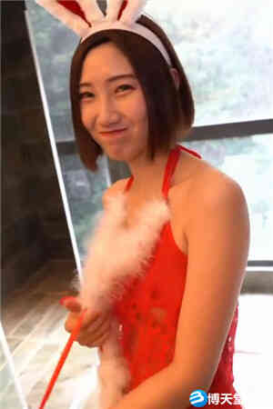 SWAG妮儿宝贝为酒店VIP提供惊喜性服务海报剧照