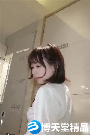 [国产剧情]SWAG随机搭讪路人打炮海报剧照