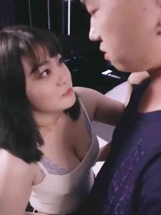 女友为男友买内裤-国产AV巨作海报剧照