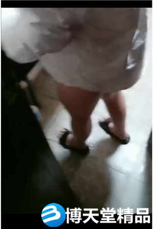 [国产剧情]群P大战美女们都睡著了挨个操醒竟不带套内射粉穴海报剧照