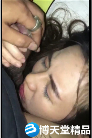 [国产剧情]美少妇到缅甸赌场豪赌被套路欠下巨债被黑老大啪啪肉偿海报剧照