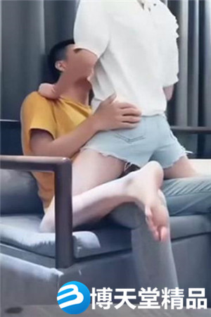 [国产剧情]约啪白衣甜美长腿萌海报剧照