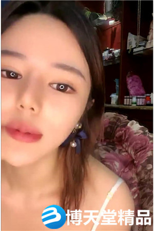 [国产剧情]超大G奶妹子性感吊带情趣装，掏出大奶子揉捏晃动舔奶头海报剧照