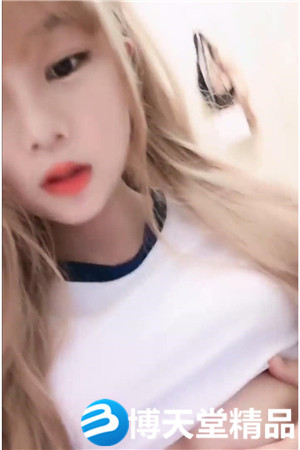 [国产剧情]卡哇伊萌妹道具自慰 撩起衣服揉捏白嫩美乳海报剧照