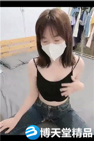 [国产剧情]露出癖少妇淫妻【诗妍】野外车震第2弹 野外露出+车震+公园口交+开档牛仔+情趣内衣海报剧照
