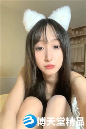 [国产剧情]颜值女神初下海，172cm，神似都美竹，三点尽露，美腿粉乳，撸管佳作海报剧照