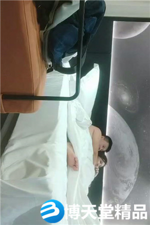 [国产剧情]泡良达人，今夜约漂亮小姐姐，酒店看电视聊天，舔穴挑逗，口交啪啪海报剧照