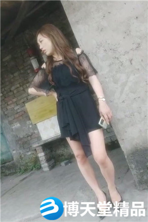 [国产剧情]一览众逼，挑中E胸少妇，一对吊钟美乳，蝴蝶粉逼海报剧照