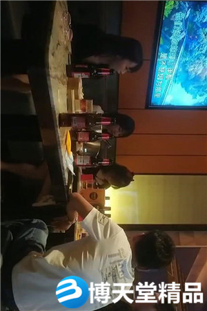 [国产剧情]KTV激情不眠夜三男三女唱歌玩成人游戏海报剧照