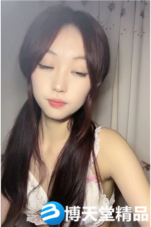 [国产剧情]纯欲系天花板美少女！笑起来甜美！脱光光诱惑，贫乳小奶子，掰开微毛紧致小穴海报剧照