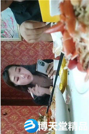[国产剧情]小姨子的榨汁机骚气逼人的江苏妹子，胸大水多，一脸狐媚海报剧照