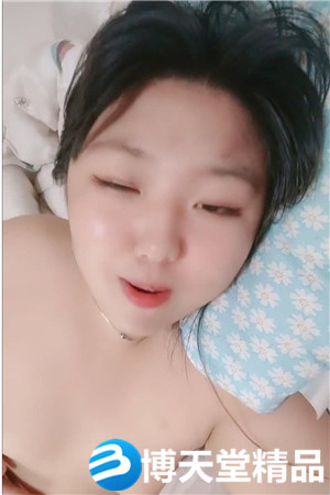 [国产剧情]肉肉的妹子和男友啪啪做爱，道具自慰粉木耳给男友打飞机，后入无套打桩海报剧照