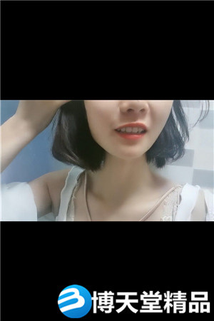 [国产剧情]大一妹妹在卫生间自慰海报剧照