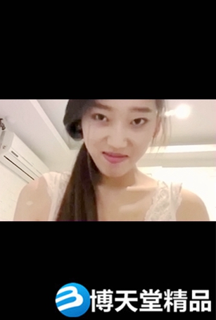【国产精品】娇嫩又害羞的女神级大学美女和男友公寓啪啪自拍把美女操爽后趁机把菊花也爆了海报剧照