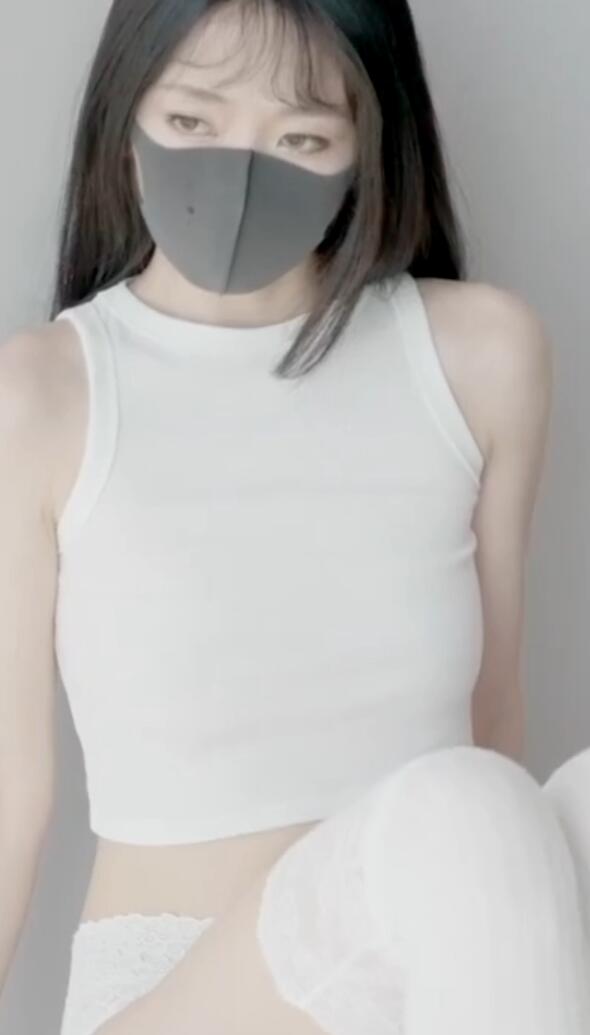 【HongKongDoll 】独自练习2 健身成果细腰蜜臀女上位榨汁海报剧照