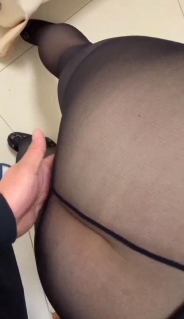 把大姨子从端庄的美妇操成荡妇海报剧照