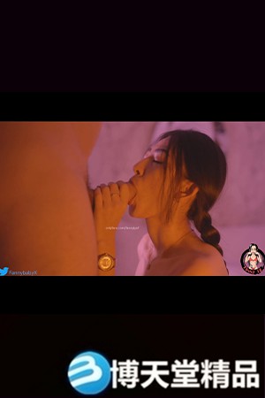 李月如 - 瘦小亚裔美女为Tinder约会对象激情口交海报剧照